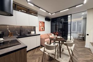 Продам квартиру 2-х комнатную с общей площадью 54м2, 8/17 эт., на улице Высотная, Ленинский район, г. Оренбург, Оренбургская обл., Россия, агентство Бюро недвижимости Быстровой