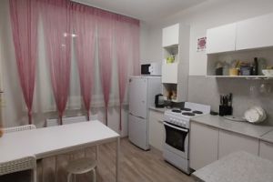 Продам квартиру 2-х комнатную с общей площадью 57.3м2, 9/10 эт., на улице Овчинникова, Советский район район, г. Челябинск, Челябинская обл., Россия, агентство Интернет-партнер