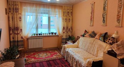 Продам квартиру 2-х комнатную с общей площадью 66.4м2, 3/10 эт., на улице Первомайская, г. Бердск, Новосибирская обл., Россия, агентство ООО АГЕНТСТВО НЕДВИЖИМОСТИ ДЕЛЬТА. Фотография №1