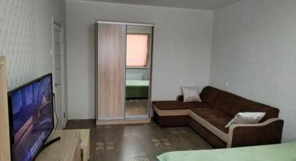 Купить квартиру 1 комнатную, 37.3 кв. м. Фотография №1 Продам квартиру 1 комнатную с общей площадью 37.3м2, 6/10 эт., на улице Серебряное озеро, г. Каинская заимка, Новосибирская обл., Россия, агентство ООО АГЕНТСТВО НЕДВИЖИМОСТИ ДЕЛЬТА. Фотография №1