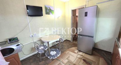Купить квартиру 1 комнатную, 39.2 кв. м. Фотография №1 Продам квартиру 1 комнатную с общей площадью 39.2м2, 1/10 эт., на улице Лежневская, г. Иваново, Ивановская обл., Россия, агентство Вектор. Фотография №1