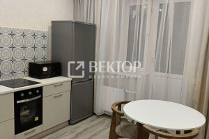 Продам квартиру 1 комнатную с общей площадью 42м2, 9/14 эт., на улице Парижской Коммуны, г. Иваново, Ивановская обл., Россия, агентство Вектор