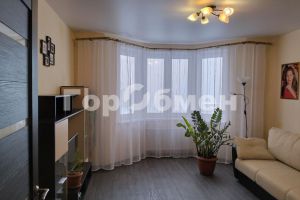 Продам квартиру 1 комнатную с общей площадью 39.08м2, 19/22 эт., на улице Курыжова, г. Домодедово, Московская обл., Россия, агентство ГорОбмен