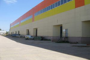 Сдам производственно-складское помещение с общей площадью 1250м2, на улице Рябиновая, г. Домодедово, Московская обл., Россия, агентство JCat