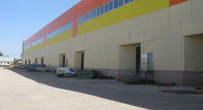 Снять производственно-складское помещение, 1250 кв. м. Фотография №1 Сдам производственно-складское помещение с общей площадью 1250м2, на улице Рябиновая, г. Домодедово, Московская обл., Россия, агентство JCat. Фотография №1