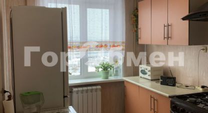 Купить квартиру 3-х комнатную, 65.2 кв. м. Фотография №1 Продам квартиру 3-х комнатную с общей площадью 65.2м2, 9/10 эт., на улице 1-я коммунистическая, г. Домодедово, Московская обл., Россия, агентство ГорОбмен. Фотография №1