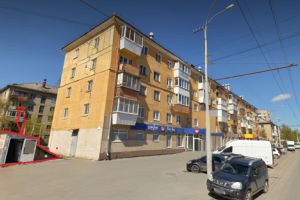 Сдам торговое помещение с общей площадью 30м2, на улице Космонавтов пр-кт, Уралмаш район, г. Екатеринбург, Свердловская обл., Россия, агентство Интернет-партнер