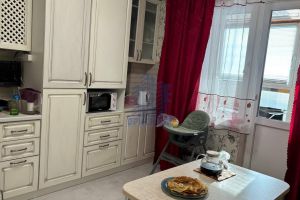 Продам квартиру 1 комнатную с общей площадью 42.8м2, 15/15 эт., на улице Тракторостроителей, г. Чебоксары, Чувашия респ., Россия, агентство Агентство недвижимости Ориентир Продам квартиру 1 комнатную с общей площадью 42.8м2, 15/15 эт., на улице Тракторостроителей, г. Чебоксары, Чувашия респ., Россия, агентство Агентство недвижимости Ориентир