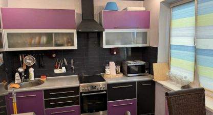 Сдам квартиру 2-х комнатную с общей площадью 50м2, 9/9 эт., на улице Слави, г. Днепр, Днепропетровская обл., Украина, агентство Aspo.biz. Фотография №1