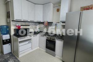 Продам квартиру 2-х комнатную с общей площадью 43.2м2, 1/5 эт., на улице Ясенковский проезд, г. Щёкино, Тульская обл., Россия, агентство ГорОбмен