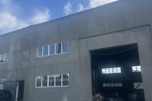 Сдам производственно-складское помещение с общей площадью 1500м2, на улице Промышленная, г. Домодедово, Московская обл., Россия, агентство JCat