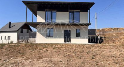 Купить дом 3-х комнатную, 150 кв. м. Фотография №1 Продам дом 3-х комнатный с общей площадью 150м2, г. Надежда (ульянинское сп) (с степановское), Крым авт. респ., Россия, агентство ООО Ренессанс Крым. Фотография №1