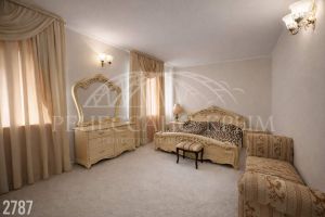 Продам дом 5-ти комнатный с общей площадью 270м2, на улице Батумская, г. Севастополь, Крым авт. респ., Россия, агентство ООО Ренессанс Крым