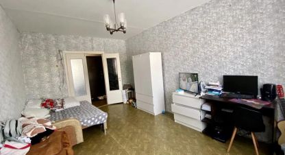 Продам квартиру 2-х комнатную с общей площадью 50.9м2, 5/9 эт., на улице Им  вершинина ул, Краснооктябрьский район, г. Волгоград, Волгоградская обл., Россия, агентство Живем Дома. Фотография №1