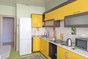 Продам квартиру 1 комнатную с общей площадью 34м2, 4/6 эт., на улице Ратной славы, Российская район, г. Краснодар, Краснодарский край, Россия