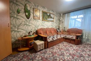 Продам квартиру 2-х комнатную с общей площадью 42.6м2, 4/5 эт., на улице Гвардейская, Тагилстроевский район, г. Нижний Тагил, Свердловская обл., Россия