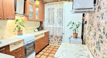 Продам квартиру 3-х комнатную с общей площадью 61м2, 1/9 эт., на улице Ломоносова ул, Первомайский район, г. Мурманск, Мурманская обл., Россия, агентство Интернет-партнер. Фотография №1