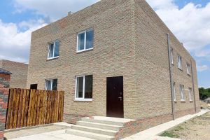 Продам дом 4-х комнатный с общей площадью 83.7м2, на улице 50 лет октября ул, г. Ильский, Краснодарский край, Россия, агентство Мореон Инвест