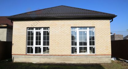 Продам дом 3-х комнатный с общей площадью 92.2м2, на улице Малиновая, г. Козет аул, Адыгея респ., Россия, агентство Мореон Инвест. Фотография №1