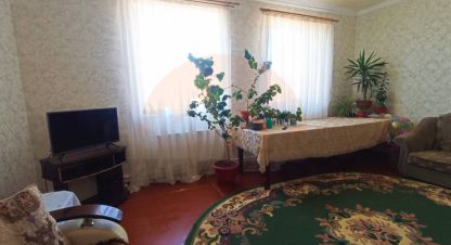 Купить 3-х комнатную дом г. Карьерное . Фотография №4