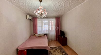 Купить 3-х комнатную квартиру в г. Крымское. Фотография №2