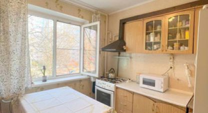 Продам квартиру 3-х комнатную с общей площадью 61.5м2, 2/10 эт., на улице Таганрогская ул, Октябрьский район, г. Ростов-на-Дону, Ростовская обл., Россия, агентство Интернет-партнер. Фотография №1