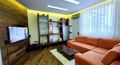 Сдам квартиру 2-х комнатную с общей площадью 77м2, 7/16 эт., на улице Павла ниринберга, г. Днепр, Днепропетровская обл., Украина, агентство Aspo.biz. Фотография №1