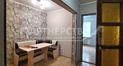 Продам квартиру 2-х комнатную с общей площадью 36м2, 3/3 эт., на улице Ростовская, г. Абинск, Краснодарский край, Россия, агентство АН Партнерство. Фотография №1