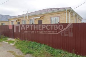 Продам коттедж/дачу 2-х комнатную с общей площадью 79м2, на улице 8 марта, г. Ильский, Краснодарский край, Россия, агентство АН "Партнерство"