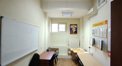 Сдам офисное помещение с общей площадью 106м2, на улице Им  кирова, Кировский район, г. Волгоград, Волгоградская обл., Россия, агентство Живем Дома. Фотография №1