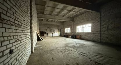 Сдам производственно-складское помещение с общей площадью 245м2, на улице Козловская, Ворошиловский район, г. Волгоград, Волгоградская обл., Россия, агентство Живем Дома. Фотография №1