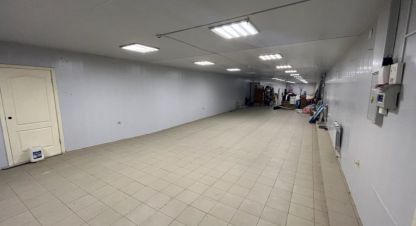 Сдам торговое помещение с общей площадью 300м2, на улице Им  карла либкнехта, Дзержинский район, г. Волгоград, Волгоградская обл., Россия, агентство Живем Дома. Фотография №1