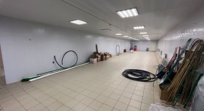 Снять торговое помещение на улице Им  карла либкнехта г. Волгоград. Фотография №4