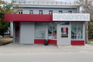 Сдам торговое помещение с общей площадью 32м2, на улице Им милиционера буханцева, Ворошиловский район, г. Волгоград, Волгоградская обл., Россия, агентство Живем Дома Сдам торговое помещение с общей площадью 32м2, на улице Им милиционера буханцева, Ворошиловский район, г. Волгоград, Волгоградская обл., Россия, агентство Живем Дома