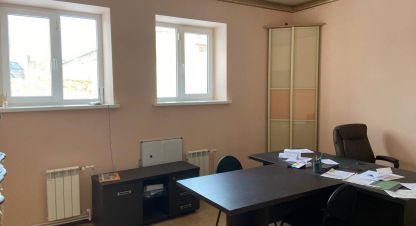 Сдам офисное помещение с общей площадью 74.8м2, на улице Краснополянская, Дзержинский район, г. Волгоград, Волгоградская обл., Россия, агентство Живем Дома. Фотография №1