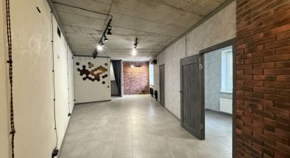 Сдам офисное помещение с общей площадью 50.2м2, на улице Им  циолковского, Ворошиловский район, г. Волгоград, Волгоградская обл., Россия, агентство Живем Дома. Фотография №1