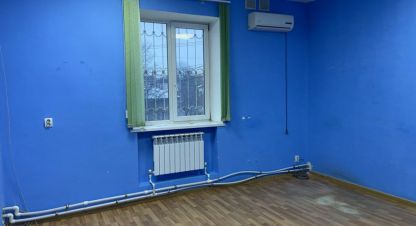 Сдам офисное помещение с общей площадью 102м2, на улице Севастопольская, Дзержинский район, г. Волгоград, Волгоградская обл., Россия, агентство Живем Дома. Фотография №1