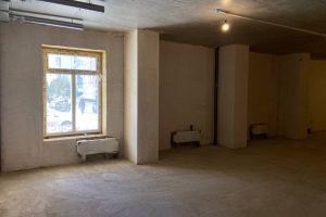 Сдам офисное помещение с общей площадью 108.7м2, на улице 8-й воздушной армии, Дзержинский район, г. Волгоград, Волгоградская обл., Россия, агентство Живем Дома