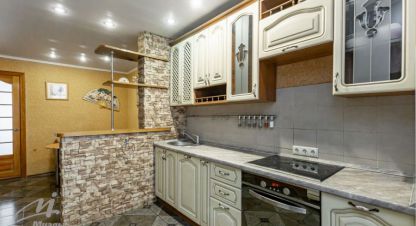 Продам квартиру 3-х комнатную с общей площадью 83.1м2, 2/5 эт., на улице Малахова, Индустриальный район, г. Барнаул, Алтайский край, Россия, агентство Миэль офис в Барануле. Фотография №1