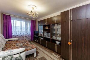 Продам квартиру 3-х комнатную с общей площадью 63.4м2, 7/10 эт., на улице Панфиловцев ул, Индустриальный район, г. Барнаул, Алтайский край, Россия, агентство Миэль офис в Барануле