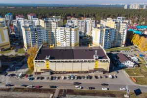 Сдам торговое помещение с общей площадью 450м2, на улице Змеиногорский проезд, Центральный район, г. Барнаул, Алтайский край, Россия, агентство Миэль офис в Барануле