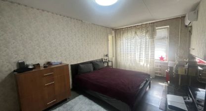Продам квартиру 3-х комнатную с общей площадью 57.9м2, 3/5 эт., на улице 60 лет влксм ул, г. Евпатория, Крым авт. респ., Россия, агентство АН Домус. Фотография №1