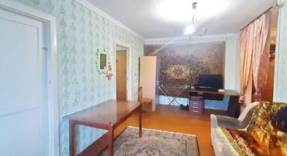 Продам квартиру 4-х комнатную с общей площадью 60.9м2, 4/5 эт., на улице Гидромонтажная, г. Новосибирск, Новосибирская обл., Россия, агентство ООО АГЕНТСТВО НЕДВИЖИМОСТИ ДЕЛЬТА. Фотография №1