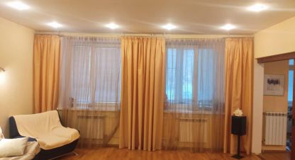 Купить квартиру 5-ти комнатную, 155.1 кв. м. Фотография №1 Продам квартиру 5-ти комнатную с общей площадью 155.1м2, 1/9 эт., на улице Золотодолинская, г. Новосибирск, Новосибирская обл., Россия, агентство ООО АГЕНТСТВО НЕДВИЖИМОСТИ ДЕЛЬТА. Фотография №1