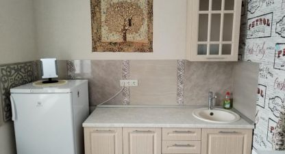 Купить квартиру 1 комнатную, 37.3 кв. м. Фотография №1 Продам квартиру 1 комнатную с общей площадью 37.3м2, 6/10 эт., на улице Серебряное озеро, г. Каинская заимка, Новосибирская обл., Россия, агентство ООО АГЕНТСТВО НЕДВИЖИМОСТИ ДЕЛЬТА. Фотография №1