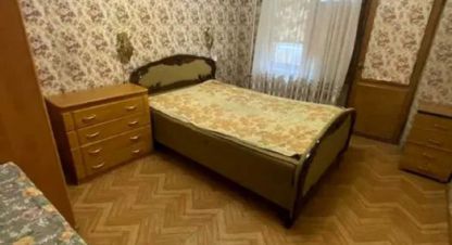 Купить квартиру 4-х комнатную, 63 кв. м. Фотография №1 Продам квартиру 4-х комнатную с общей площадью 63м2, 4/5 эт., на улице Героев крут (терешковой), Хаджибейский (малиновский) район, г. Одесса , Одесская обл., Украина, агентство БЕСТТ НЕДВИЖИМОСТЬ. Фотография №1