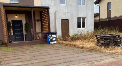 Купить коттедж/дачу 4-х комнатную, 81.3 кв. м. Фотография №1 Продам коттедж/дачу 4-х комнатную с общей площадью 81.3м2, на улице Культуры ул, г. Щеглово, Ленинградская обл., Россия, агентство Адмирал. Фотография №1
