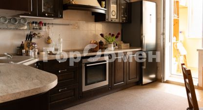 Купить квартиру 2-х комнатную, 73 кв. м. Фотография №1 Продам квартиру 2-х комнатную с общей площадью 73м2, 10/14 эт., на улице Чкаловская, г. Щёлково, Московская обл., Россия, агентство ГорОбмен. Фотография №1