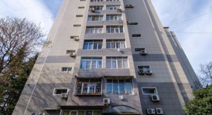 Купить офисное помещение, 53.3 кв. м. Фотография №1 Продам офисное помещение с общей площадью 53.3м2, на улице Северная ул, г. Сочи, Краснодарский край, Россия, агентство Мореон Инвест. Фотография №1
