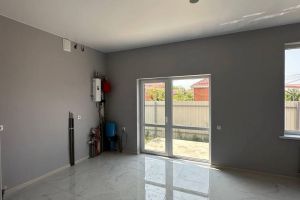 Продам дом 4-х комнатный с общей площадью 105м2, на улице Краснознаменная ул, г. Старомышастовская ст-ца, Краснодарский край, Россия, агентство Мореон Инвест